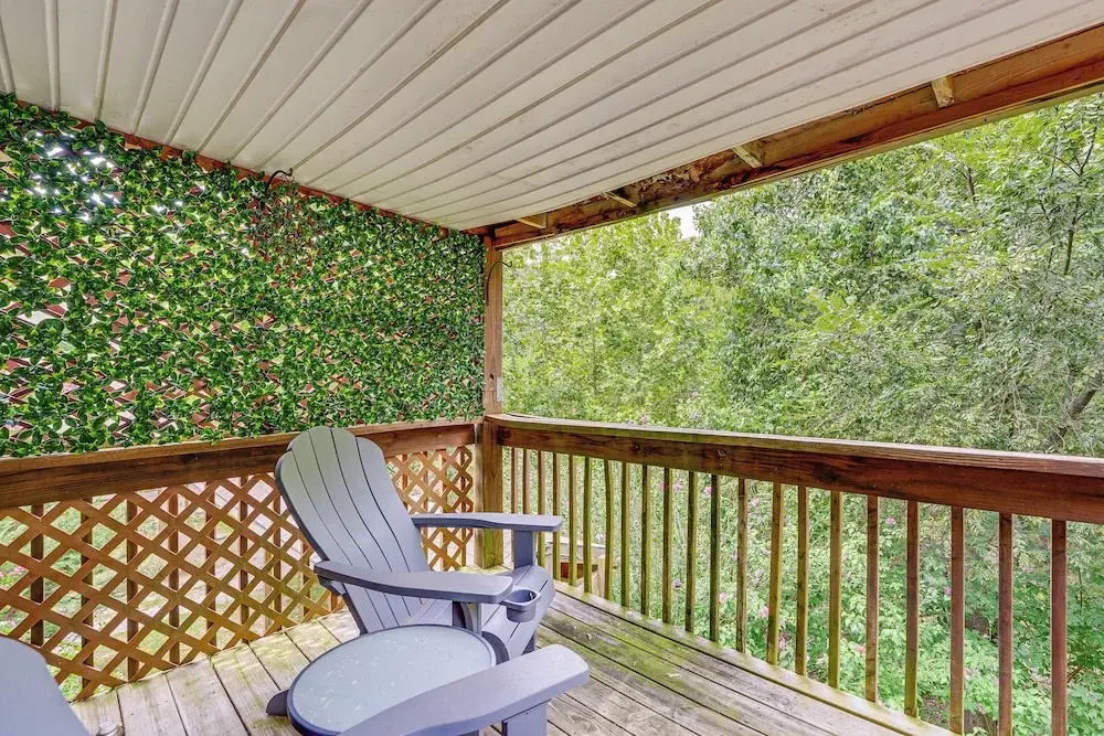 Relax Fireside! Hot Tub Haven on Table Rock Lake