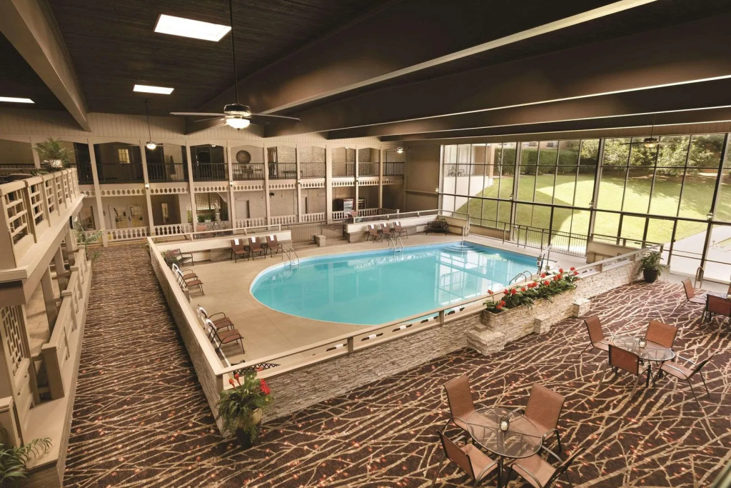 Radisson Hotel Louisville North - Général