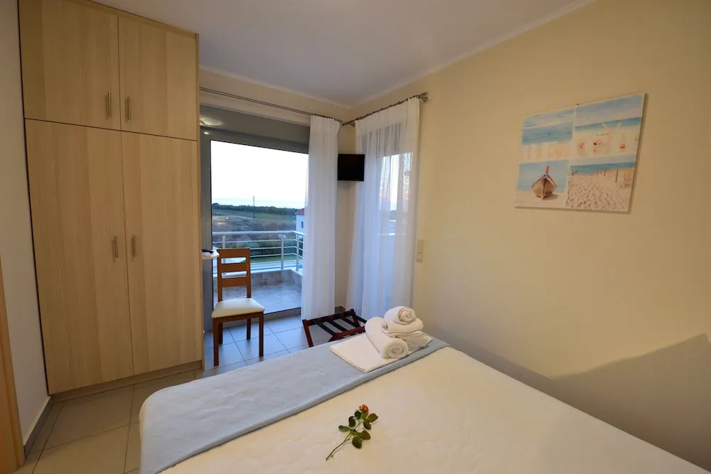 Standard Duplex room with view