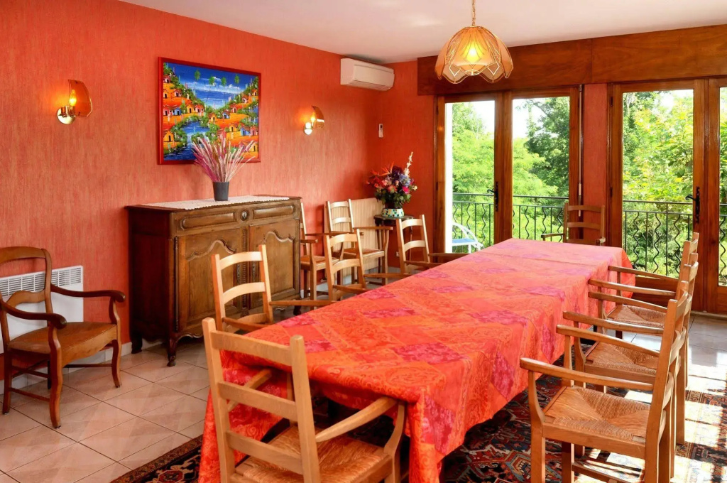 Logis Hotel Aux Tauzins - Général