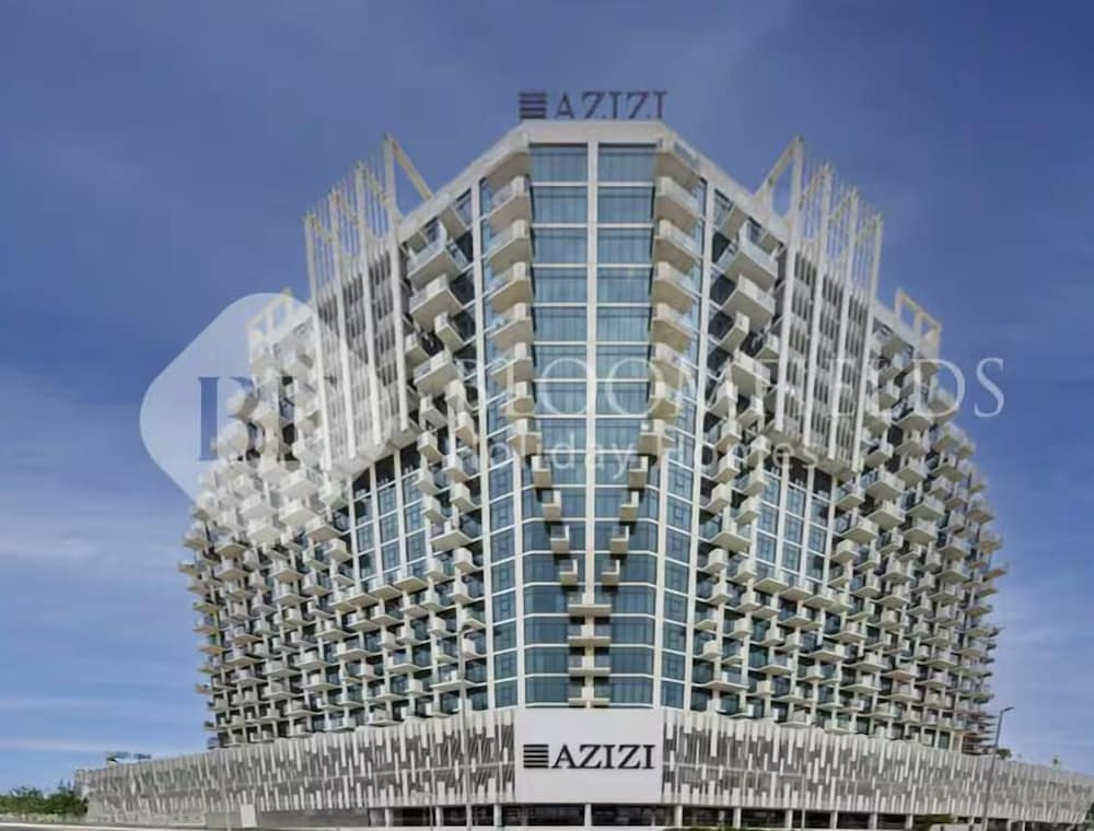 1015 Bloomfields Spacious 1BR Aziz Fawad