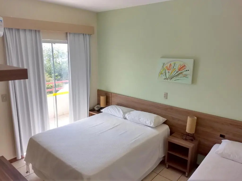 Standard Triple room with sea view