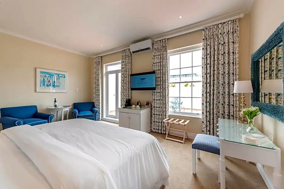 The Marine Hermanus - Chambres