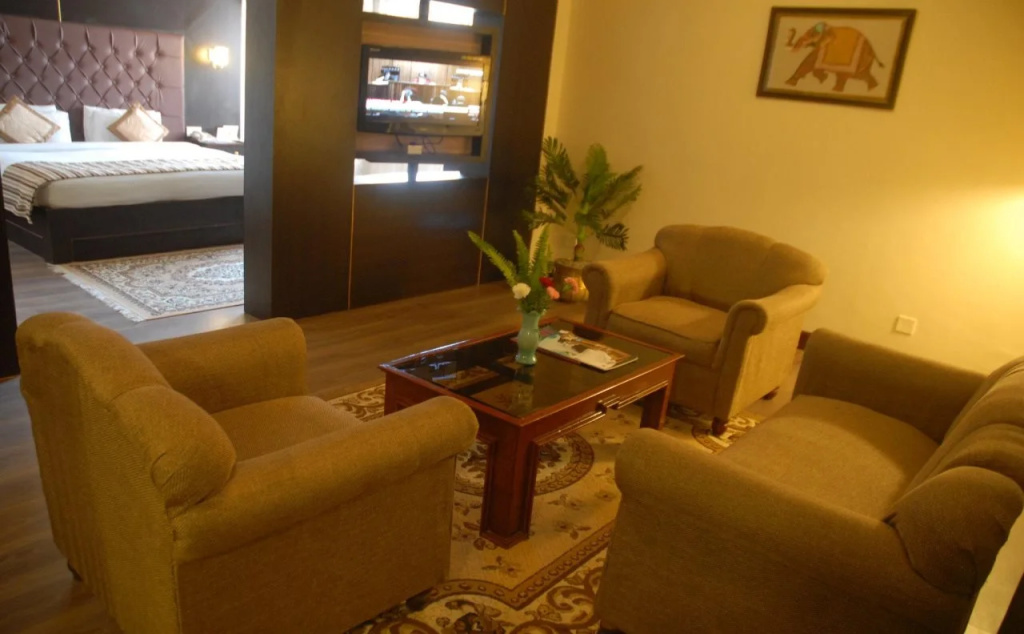 Hotel photo 11