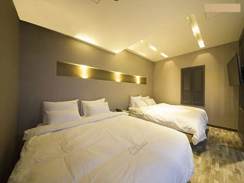Standard Double Family room (twin beds)