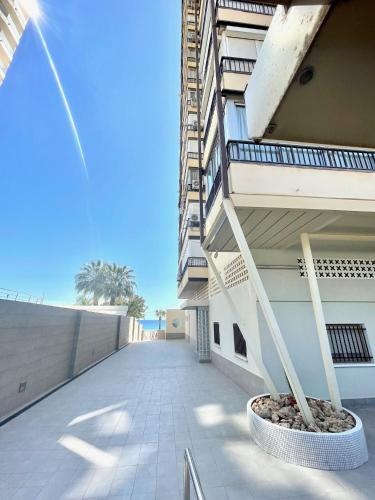 Miramar Seafront Levante R596