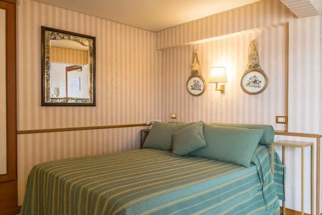 Hotel photo 35