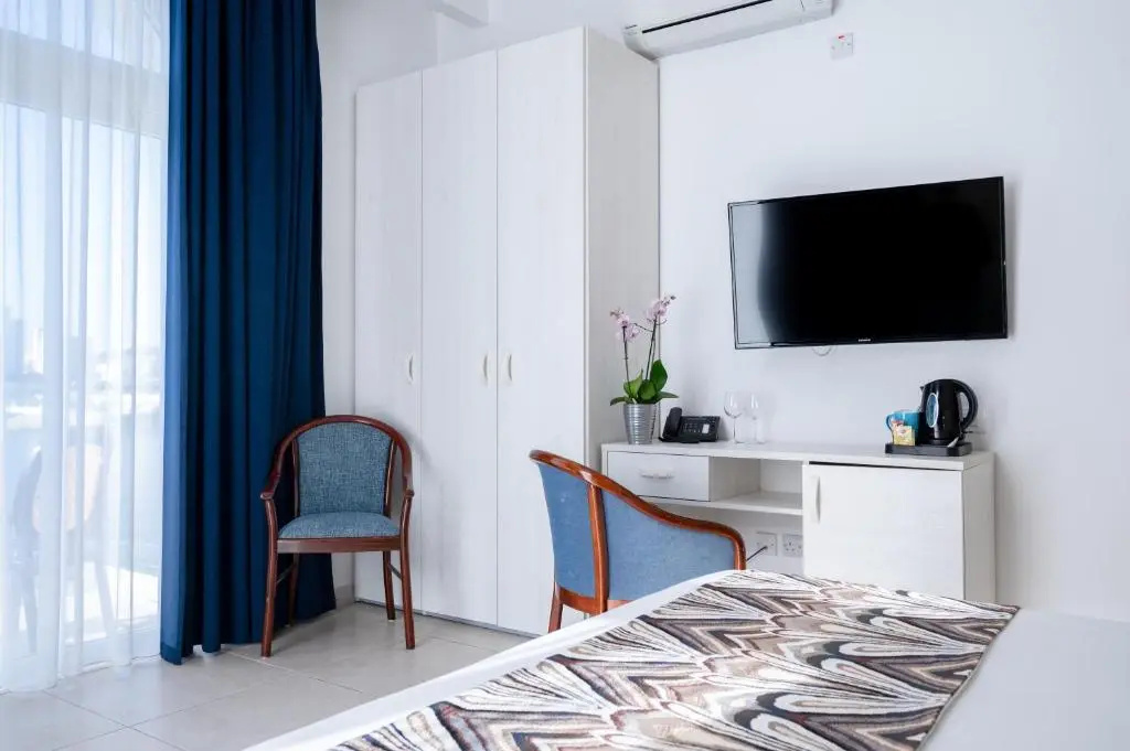 Gillieru Harbour Hotel - Chambres
