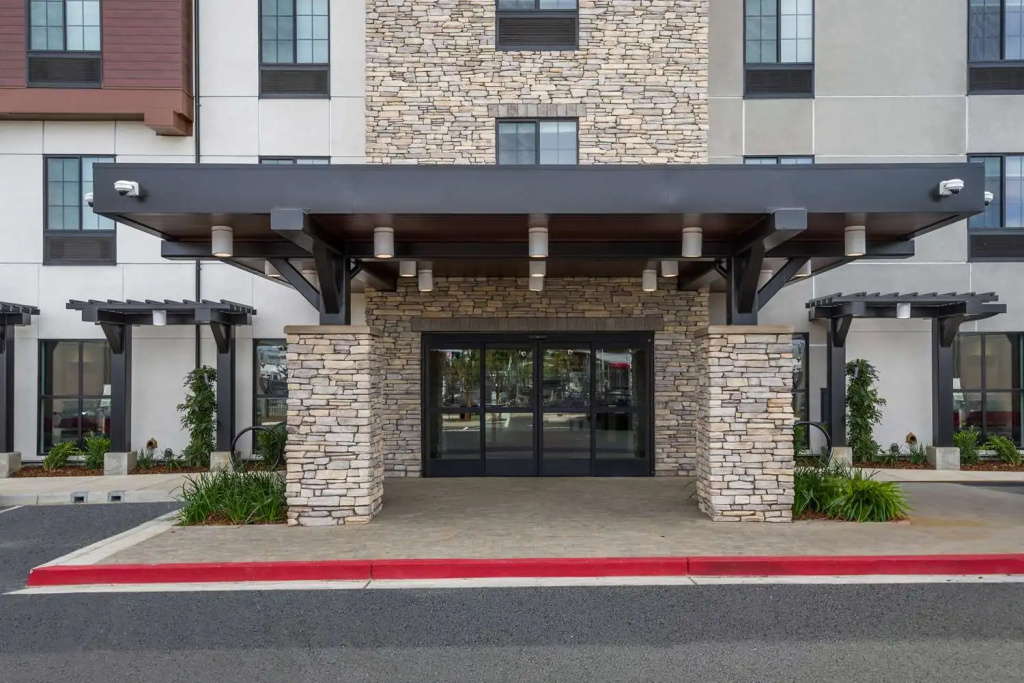 Hampton Inn by Hilton Concord