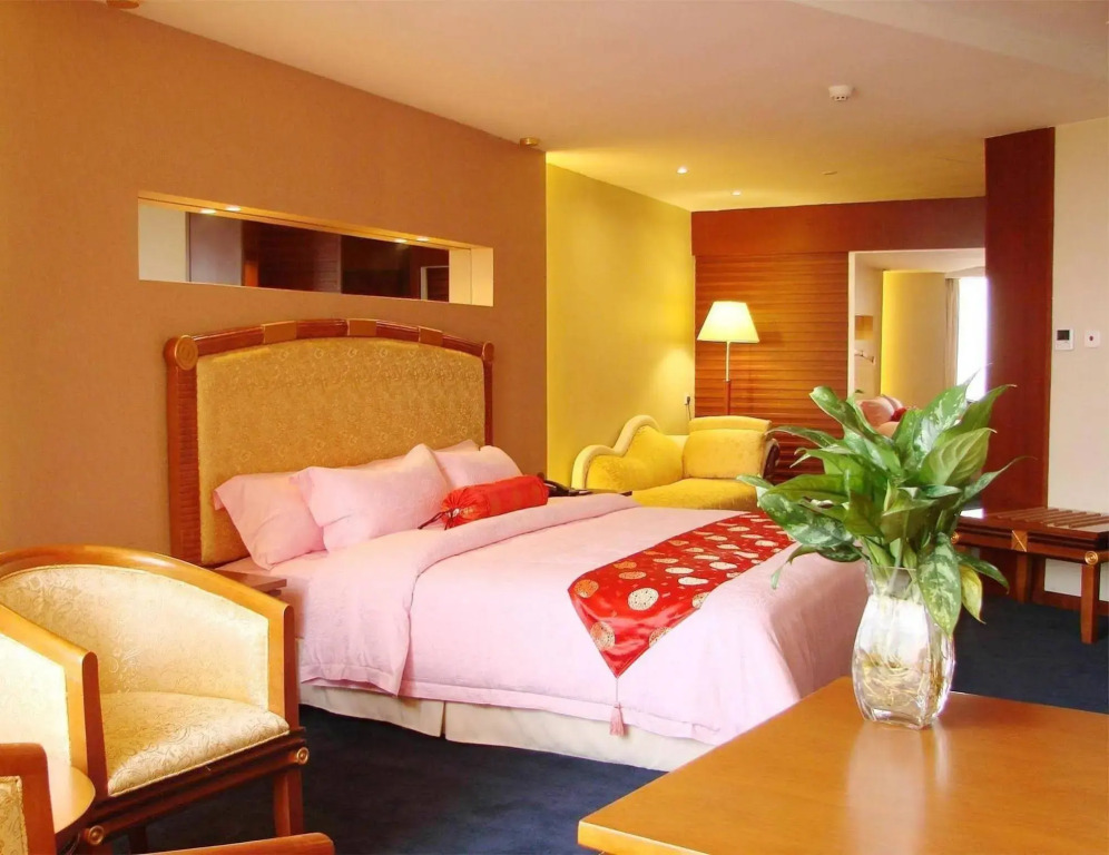 Guangzhou H.j. Grand Hotel - фото 2