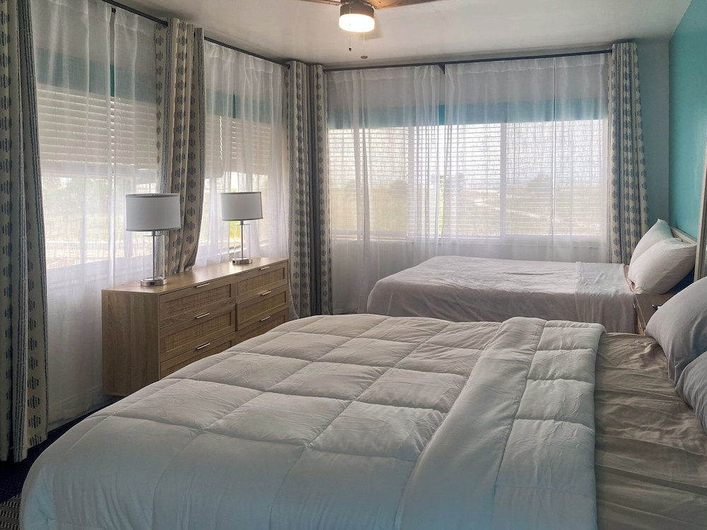 Standard Suite beachfront