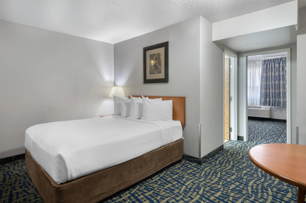 Quadruple Suite