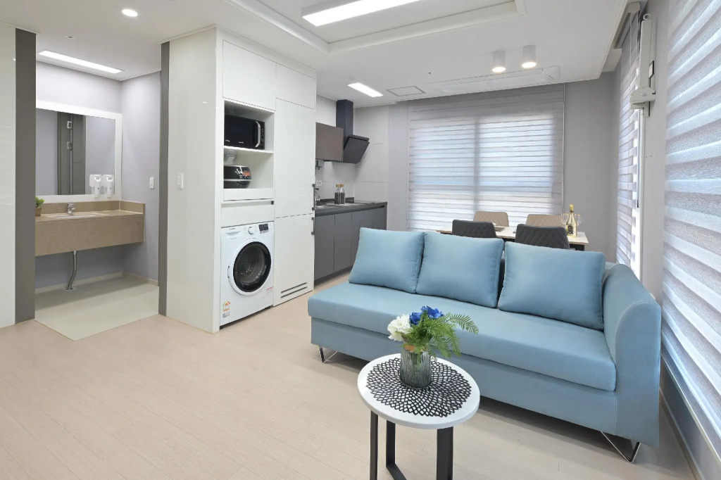 Deluxe Family room