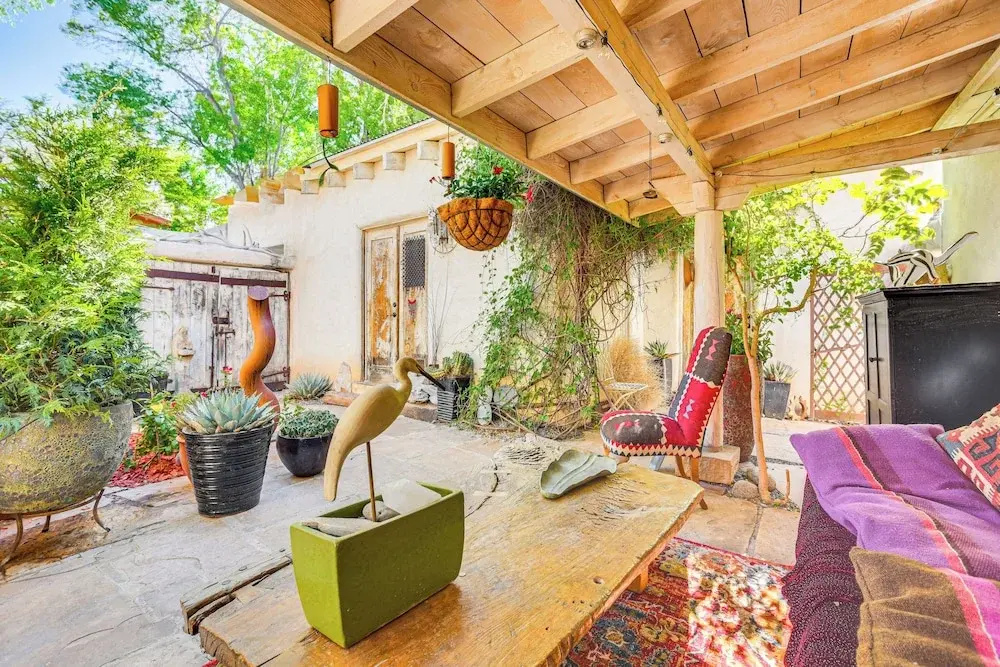 Centrally Located Santa Fe Studio Near Town!