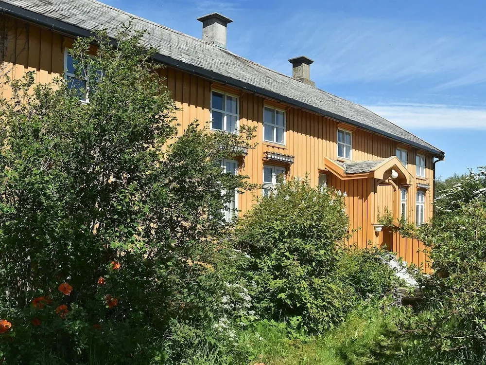 11 Person Holiday Home in Farstad