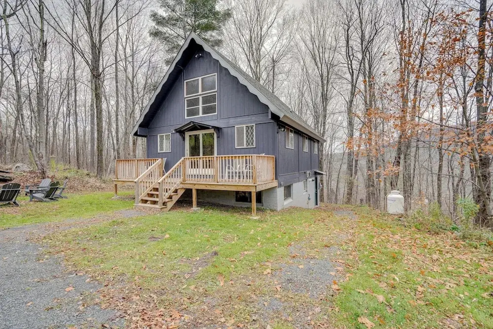 Hunter Mountain Home w/ Game Room: 1 Mi to Skiing!