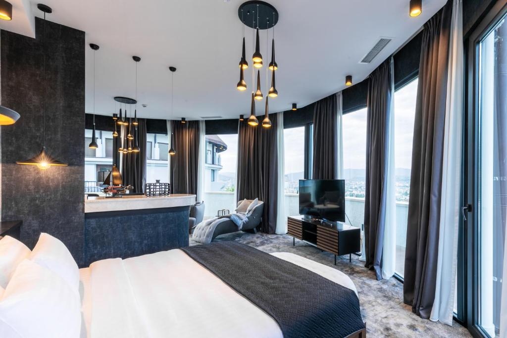 Adamo Hotel Room Type - Executive Suite