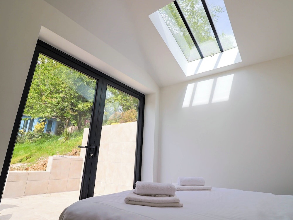 Upper Cottage — 5