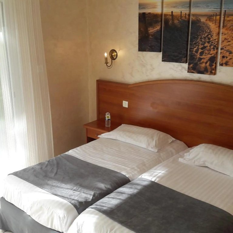 Hostellerie du Châtel Les Billettes — 3