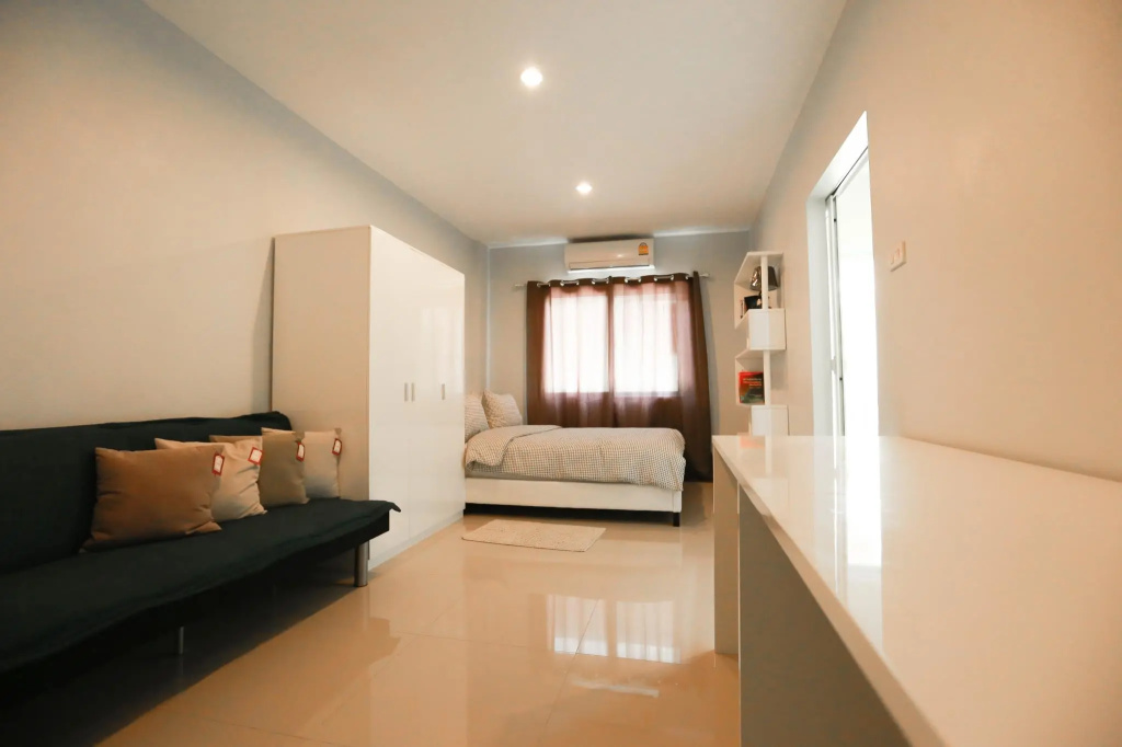 Studio with balcony