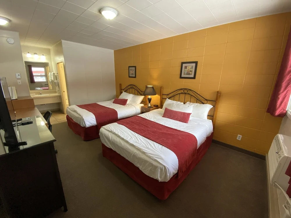 Business Quadruple room