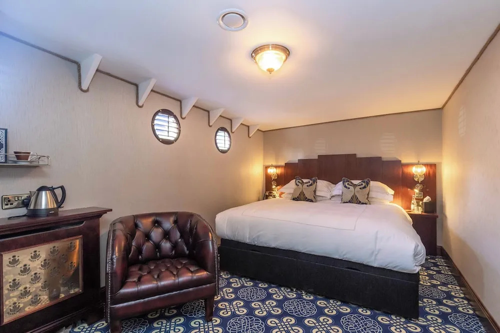 Classic room