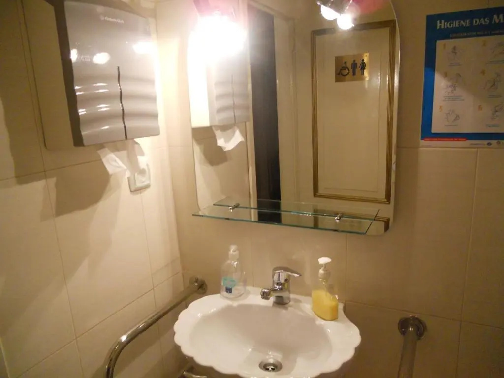 Standard Double room with balcony (full double bed)