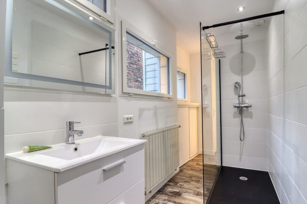 Voir la photo 4 — Maison Proches des Places Avec Stationnement