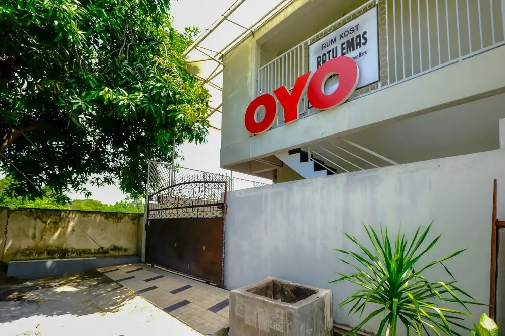 OYO 2499 Penginapan Ratu Emas