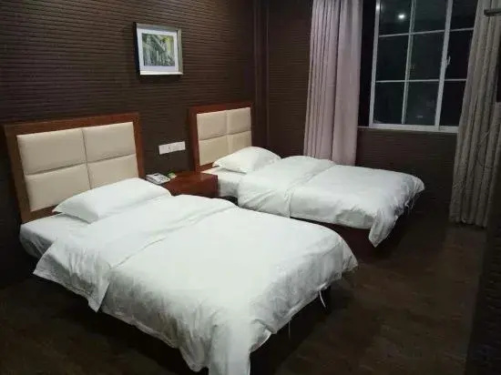 Shanghai Haijiaowan Fashion Hotel (Caoying Road Subway Station Branch)
