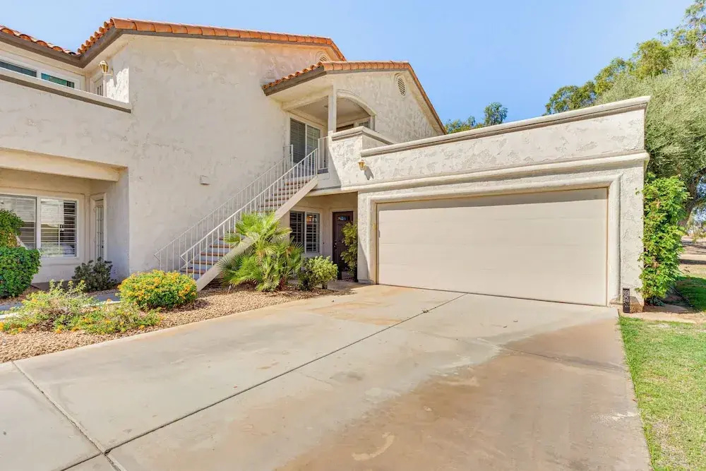 Golf Course View & Pool Access: Palm Desert Condo