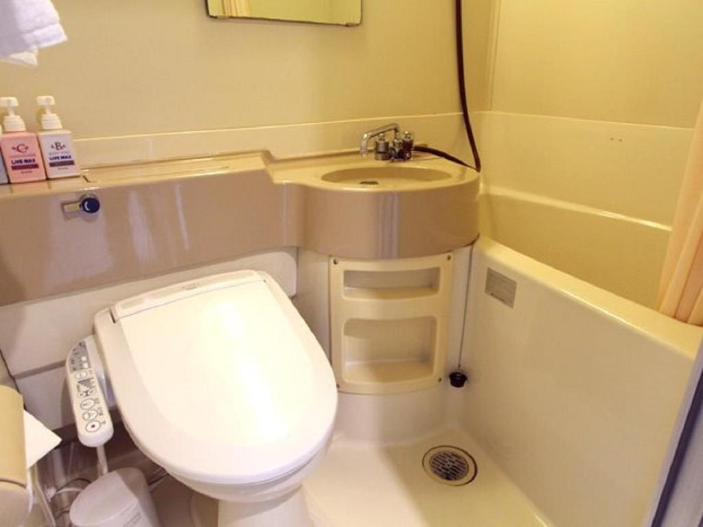 HOTEL LiVEMAX Shin-Osaka 사진 2