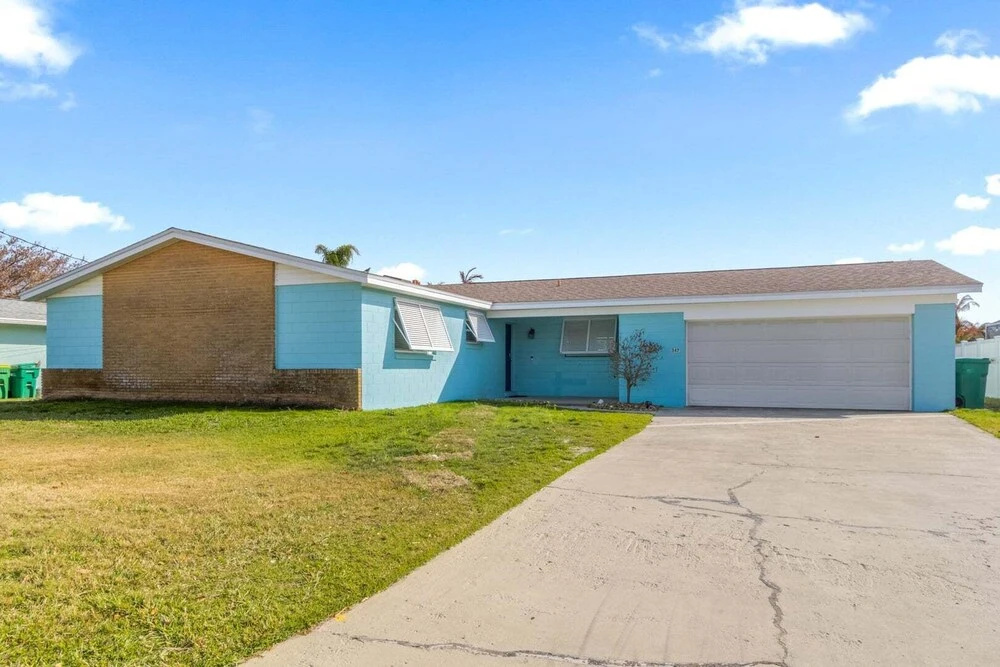 347 Carmine Dr