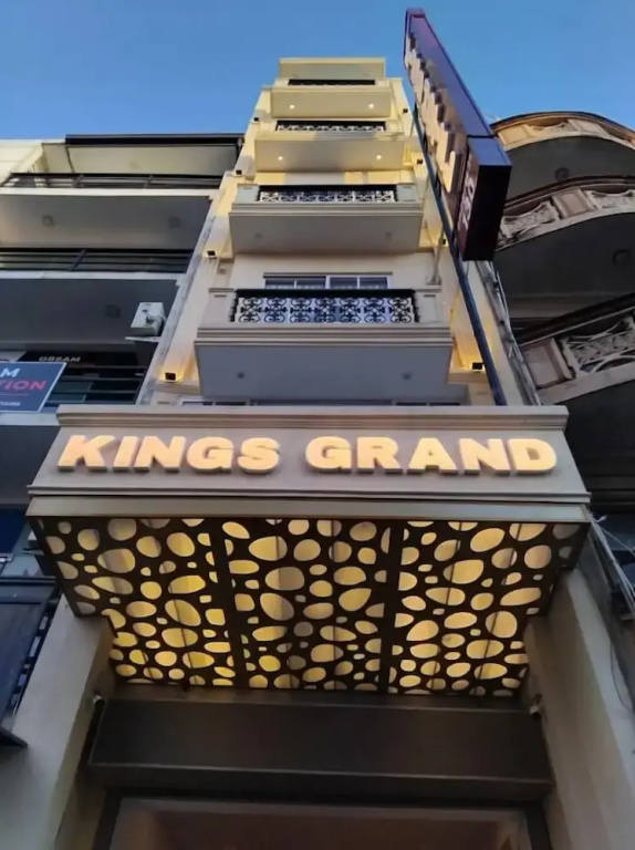 Kings Grand Hotel — фото