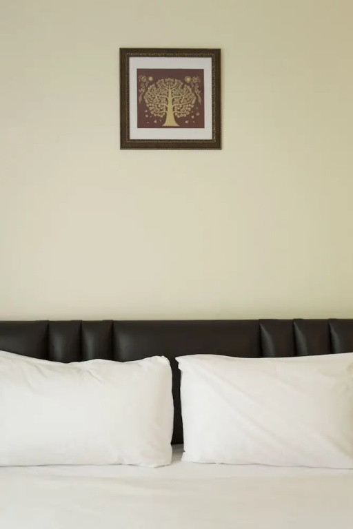 Paripas Express Hotel Patong - Chambres