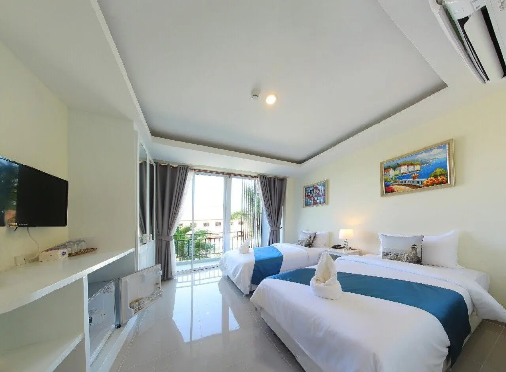 Standard Quadruple room