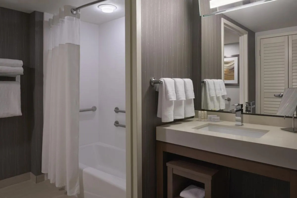 Courtyard by Marriott Toronto Airport - Général