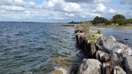 Beach & Waterfront