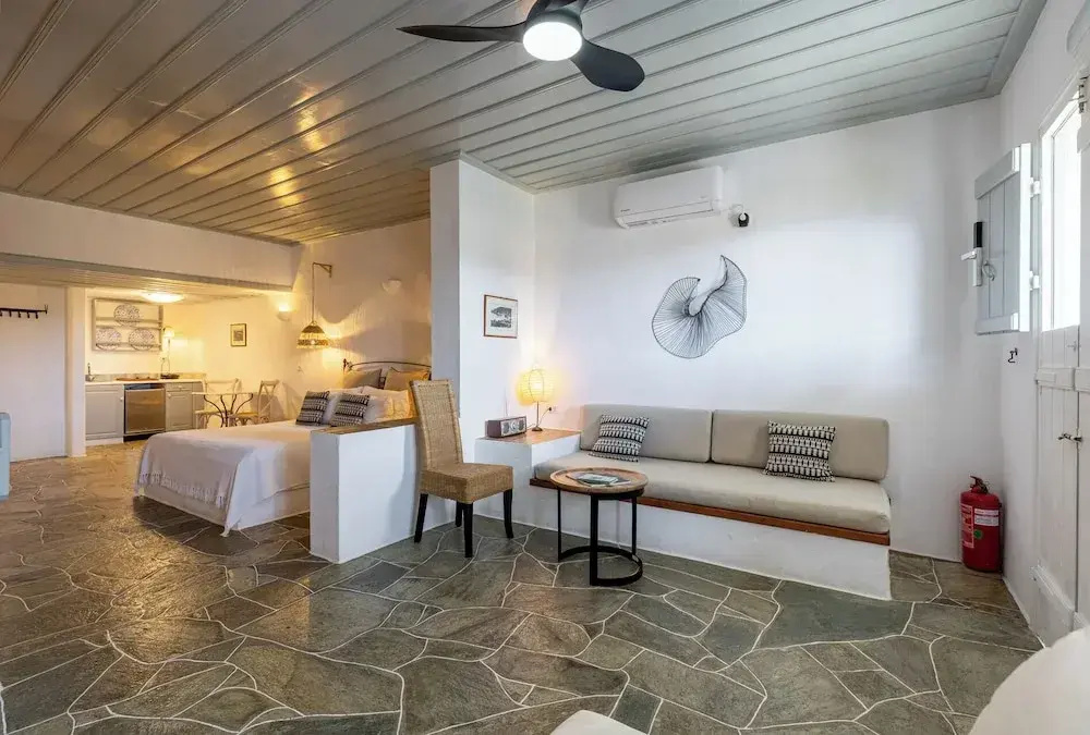 Suite with balcony