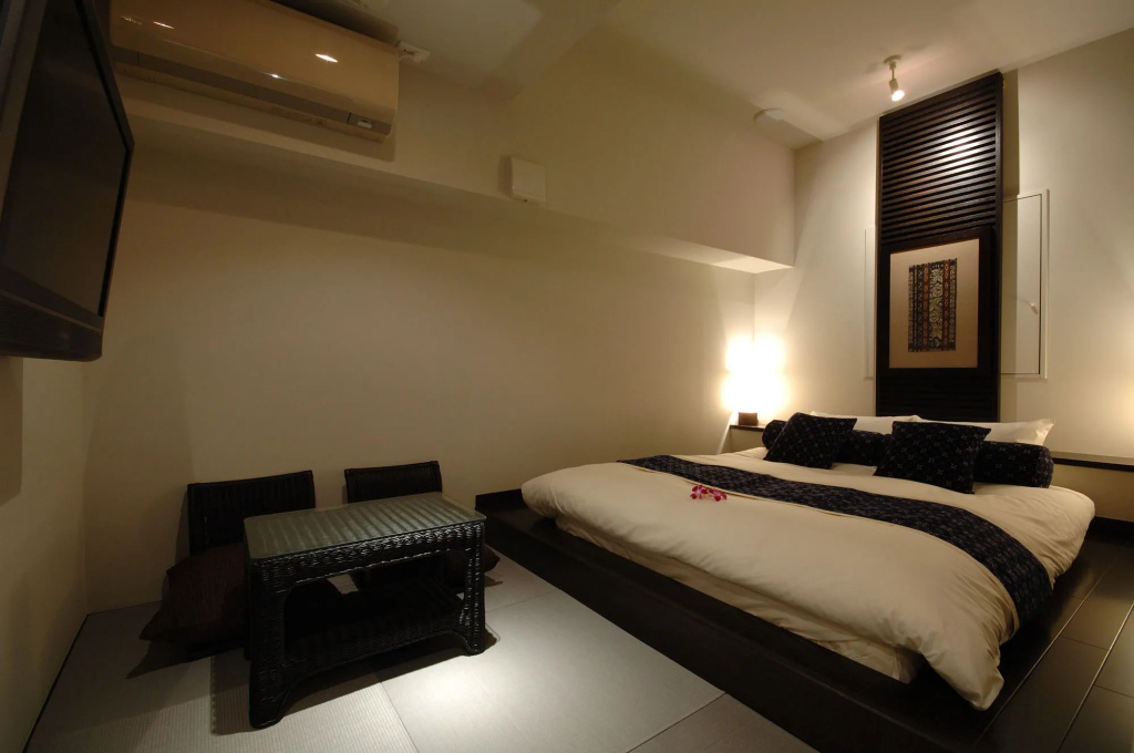 Bedroom