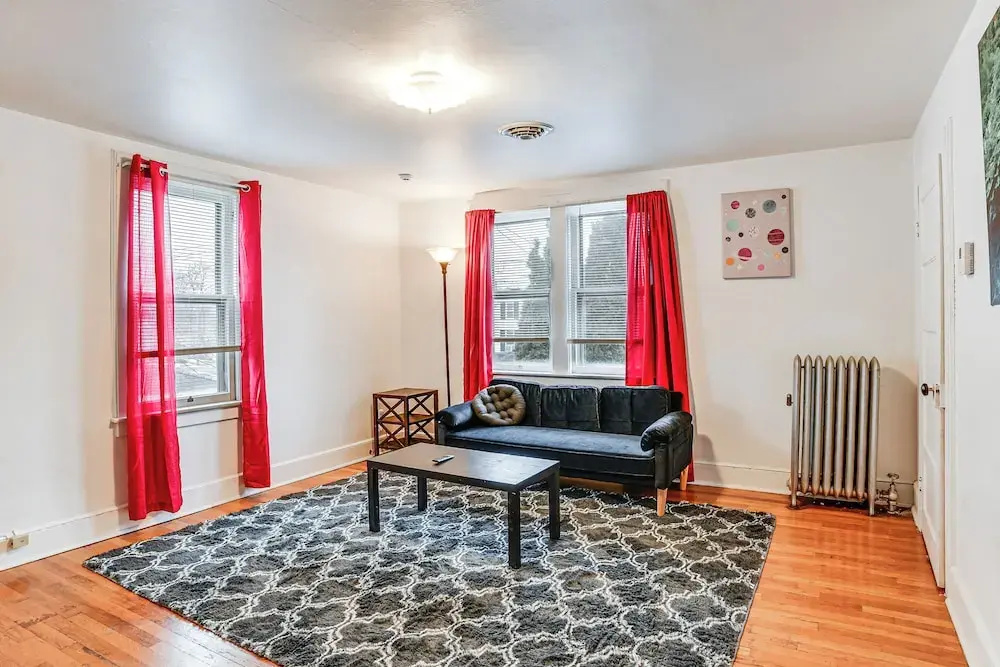 Work & Study: Binghamton Apt 2 Mi to Downtown