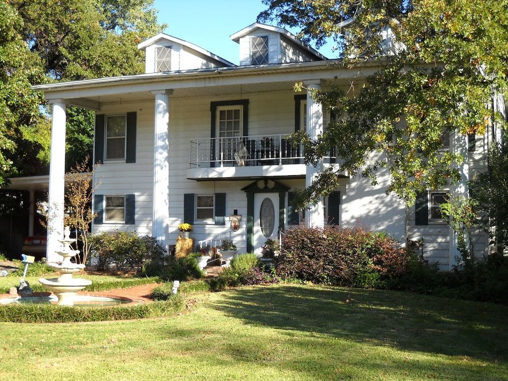Azalea Plantation B&B