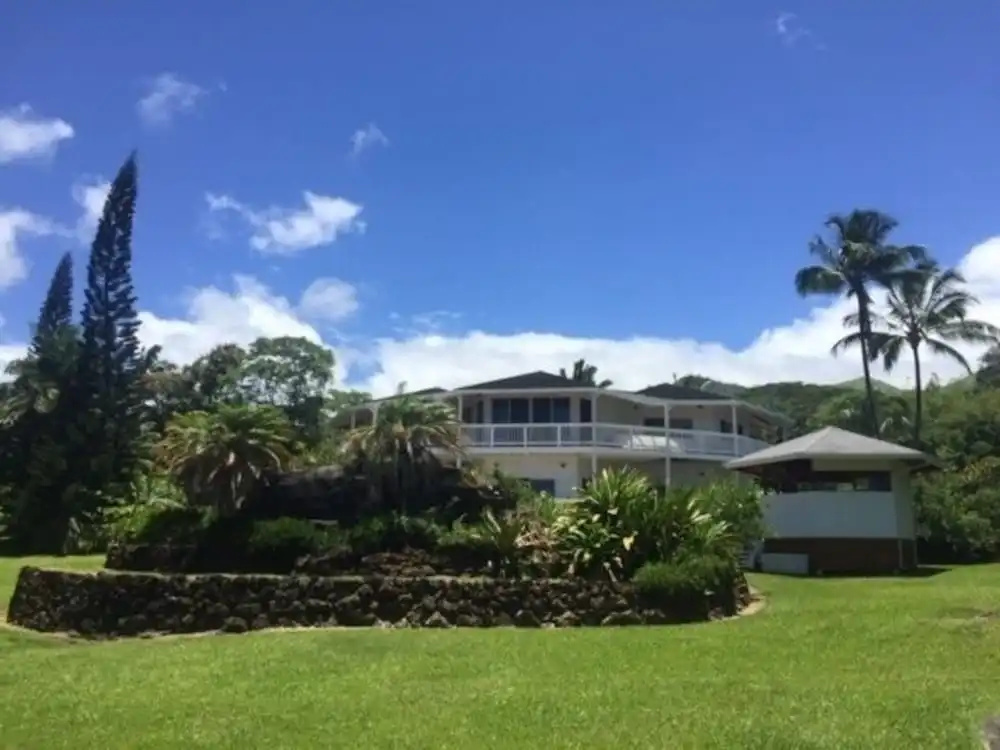 Hana 5 Bedroom Home