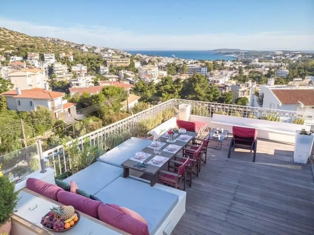 Sea View Apartment with Hot Tub & Sauna