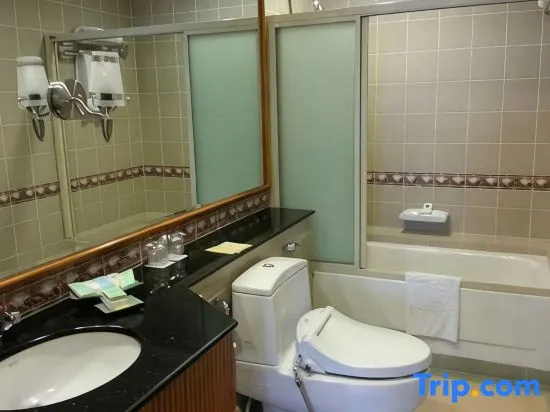 Tiara Labuan Hotel - Chambres