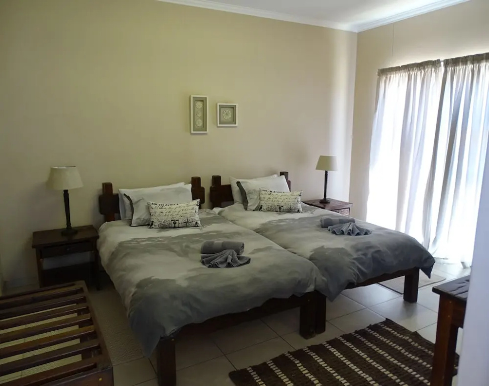 2 Bedrooms Family Apartment with river view