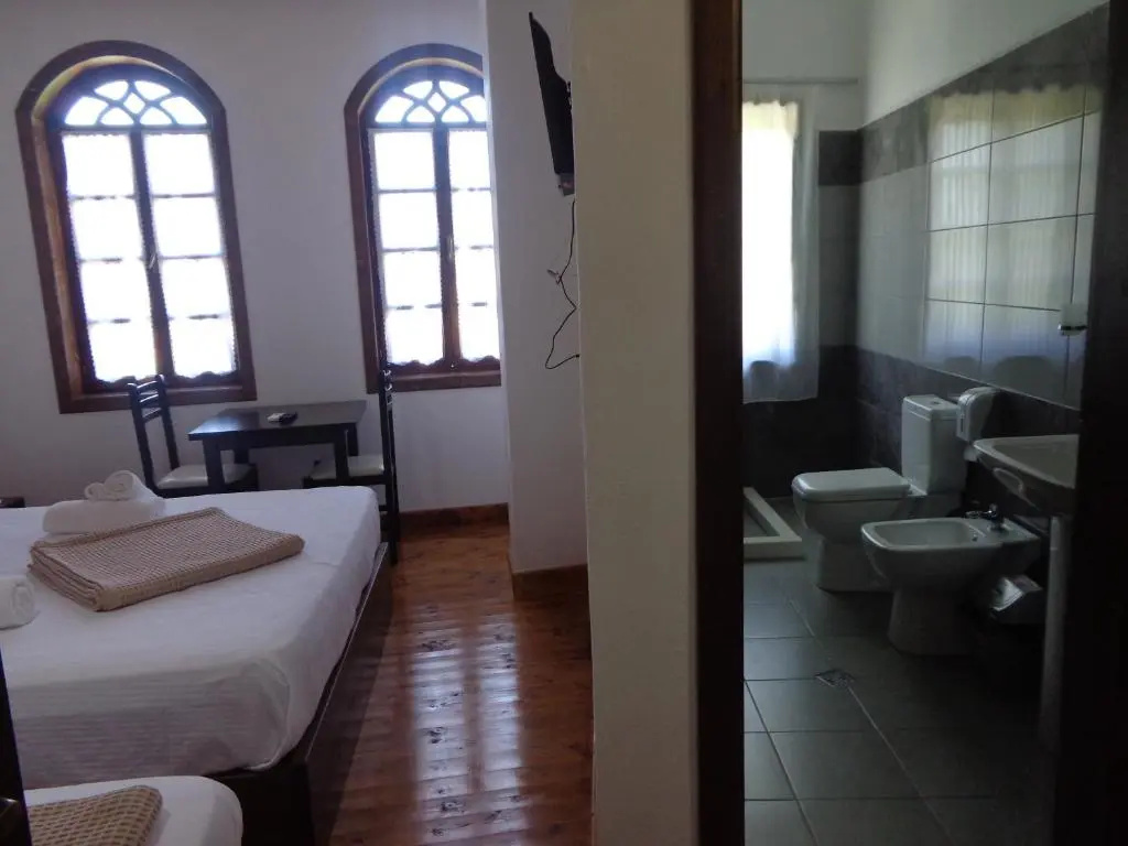 Standard Triple room with view