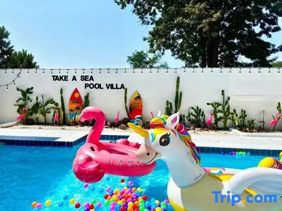 Take a Sea Pool Villa Pattaya