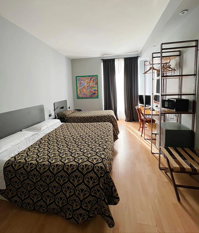Classic Triple room