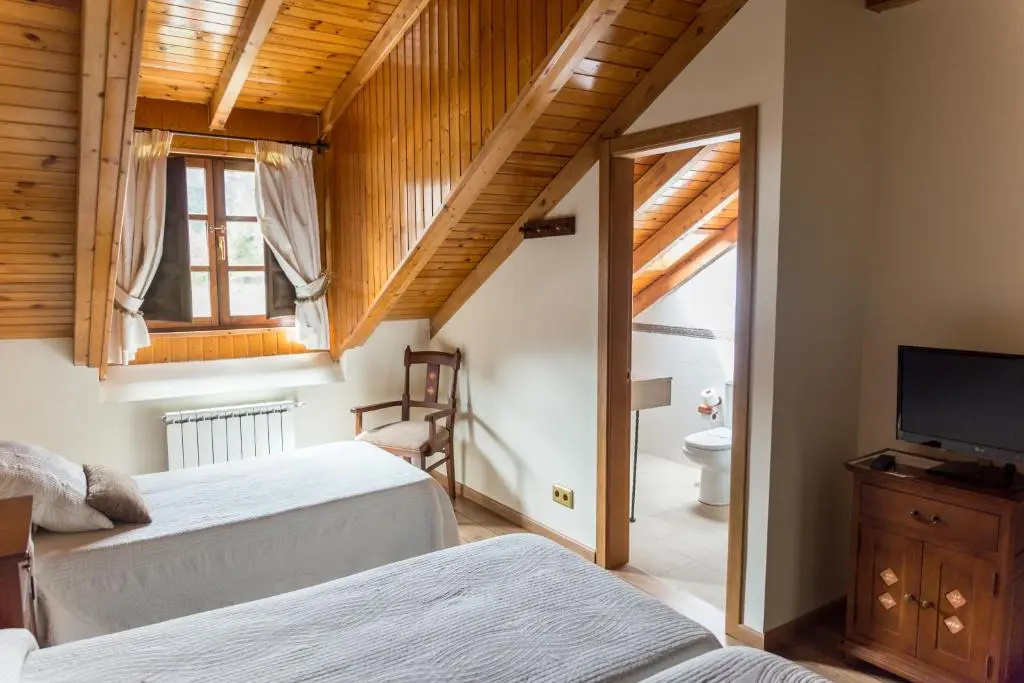 Hotel Ambasmestas - Chambres
